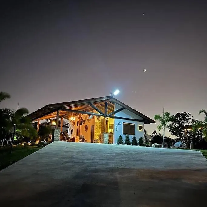 فيلة فيلا سان سيباستيانفي Deer Cabin- Cabana Del Venado